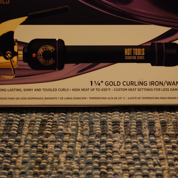hot tools 1-1/4 in curling iron wand main image 8